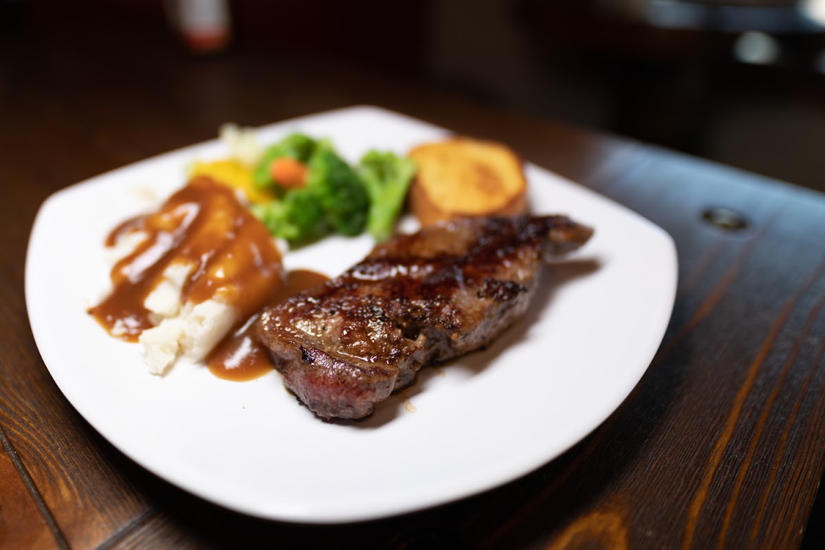 Heaven's Little Café-3